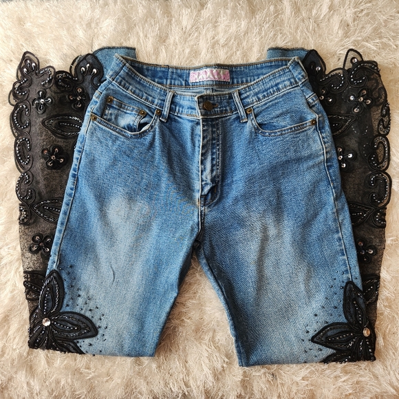 SASSY THAI embellished bootcut stretchy jeans, Size 4 - Picture 3 of 11